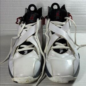 White and Black Athletic Sneakers JORDAN SKU 467807-105 (not box)